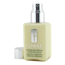 Clinique Dramatically Different Moisturising Lotion + with pump 200ml/6.7oz Very Dry to Dry